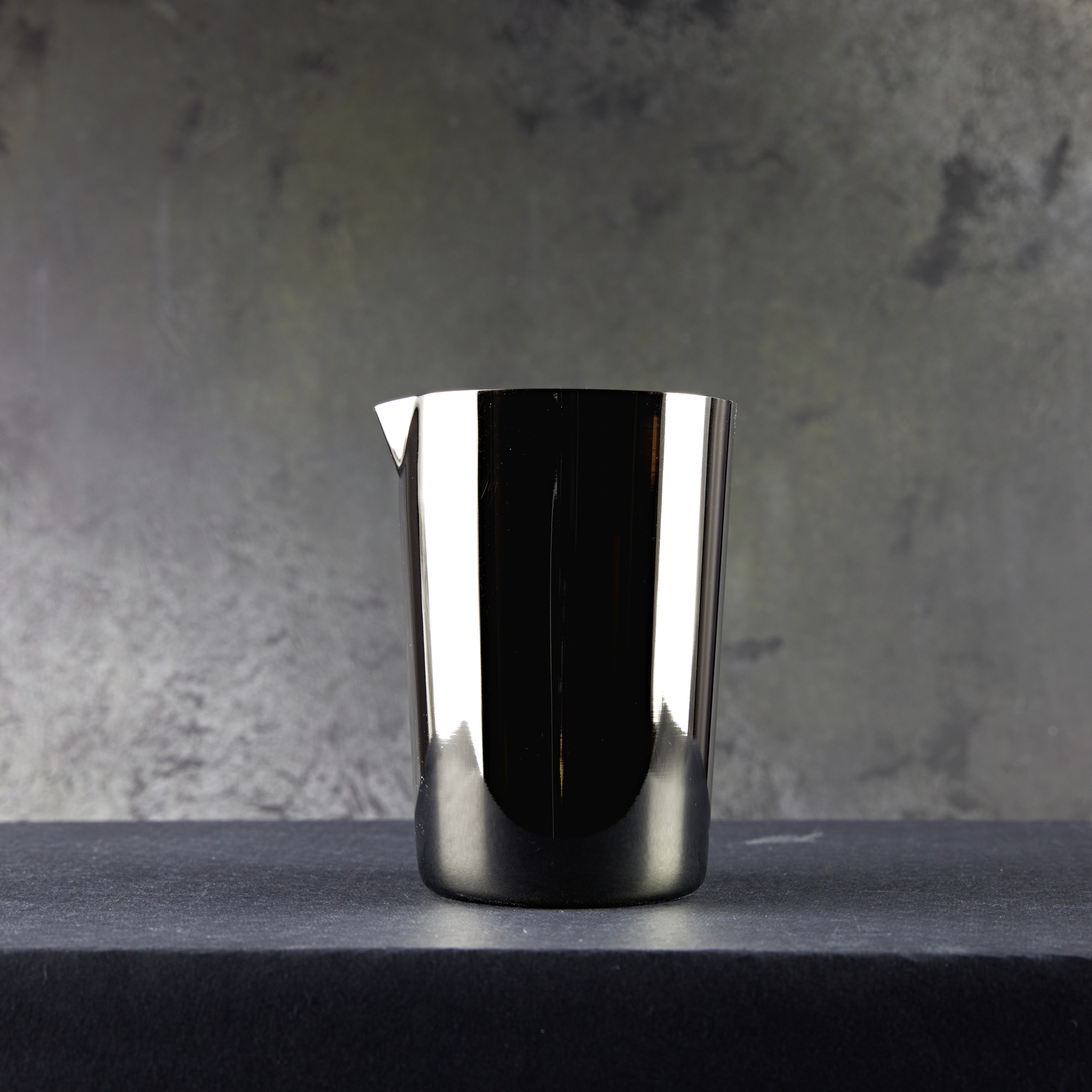 Смесительный стакан 500 мл сталь (черный)